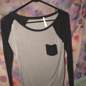 Basic black+gray long sleeve ($3 in bundle) xs-m